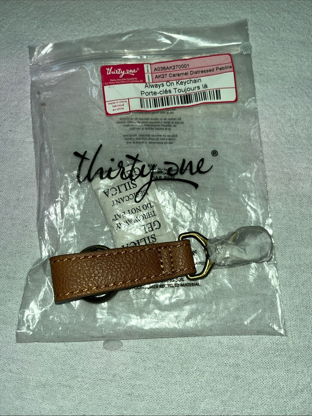 NWT thirty-one Caramel Pebble Leather Strap Keychain with Gold Hardware